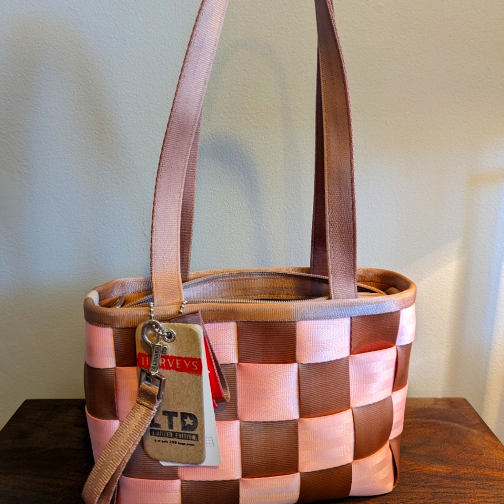 Harveys seatbelt purse Limited edition Strawberry milkshake